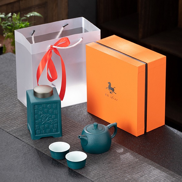 商務(wù)伴手禮企業(yè)活動禮品套裝定制LOGO
